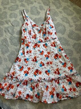 Morgan & Co. White Dress with Red and Teal Floral Print